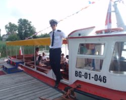 OLYMPUS DIGITAL CAMERA Statek biała dama 2